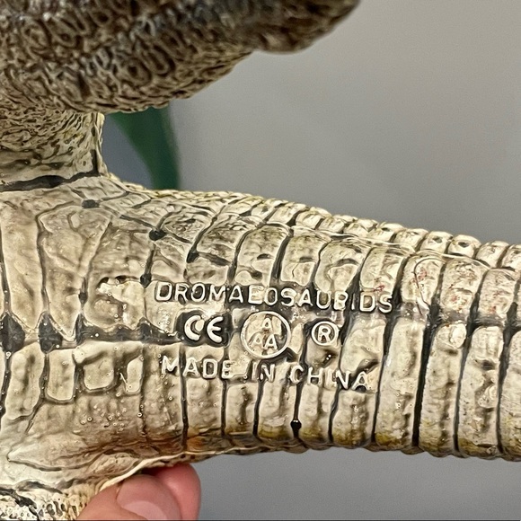 Vintage Large Dinosaur Toy Dino Dromaeosaurids Figure Velociraptor Deinonychus - Picture 16 of 16